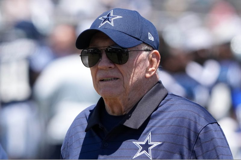 Jerry Jones ‘absolutely not’ confident Micah Parsons will play Week 1