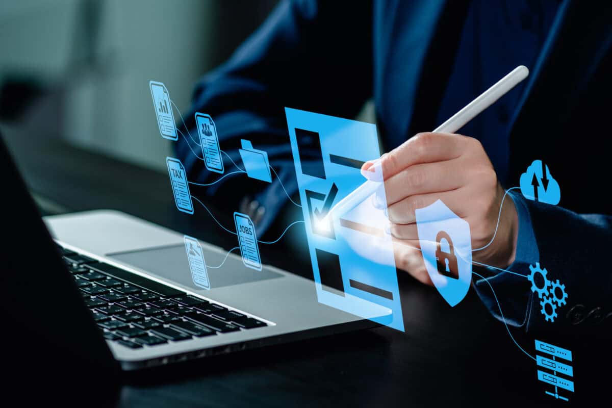 2 Canadian Blue-Chip Stocks Worth Holding Through 2026 and Beyond
