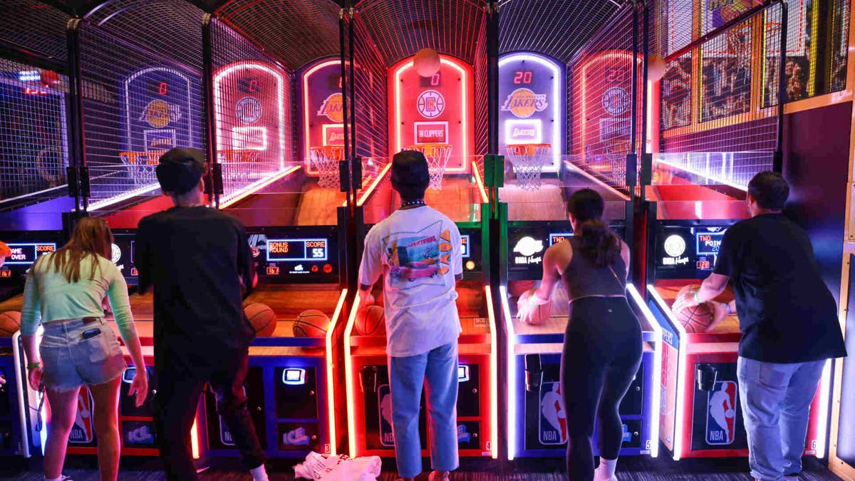 Dave & Buster's report reveals a depressing truth about American consumers