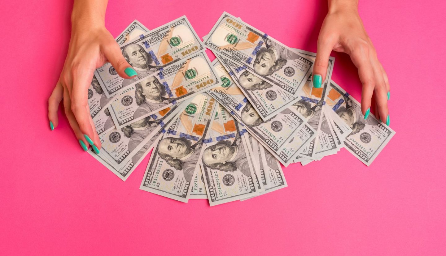 Dollar Rallies on a Hot US PPI Report