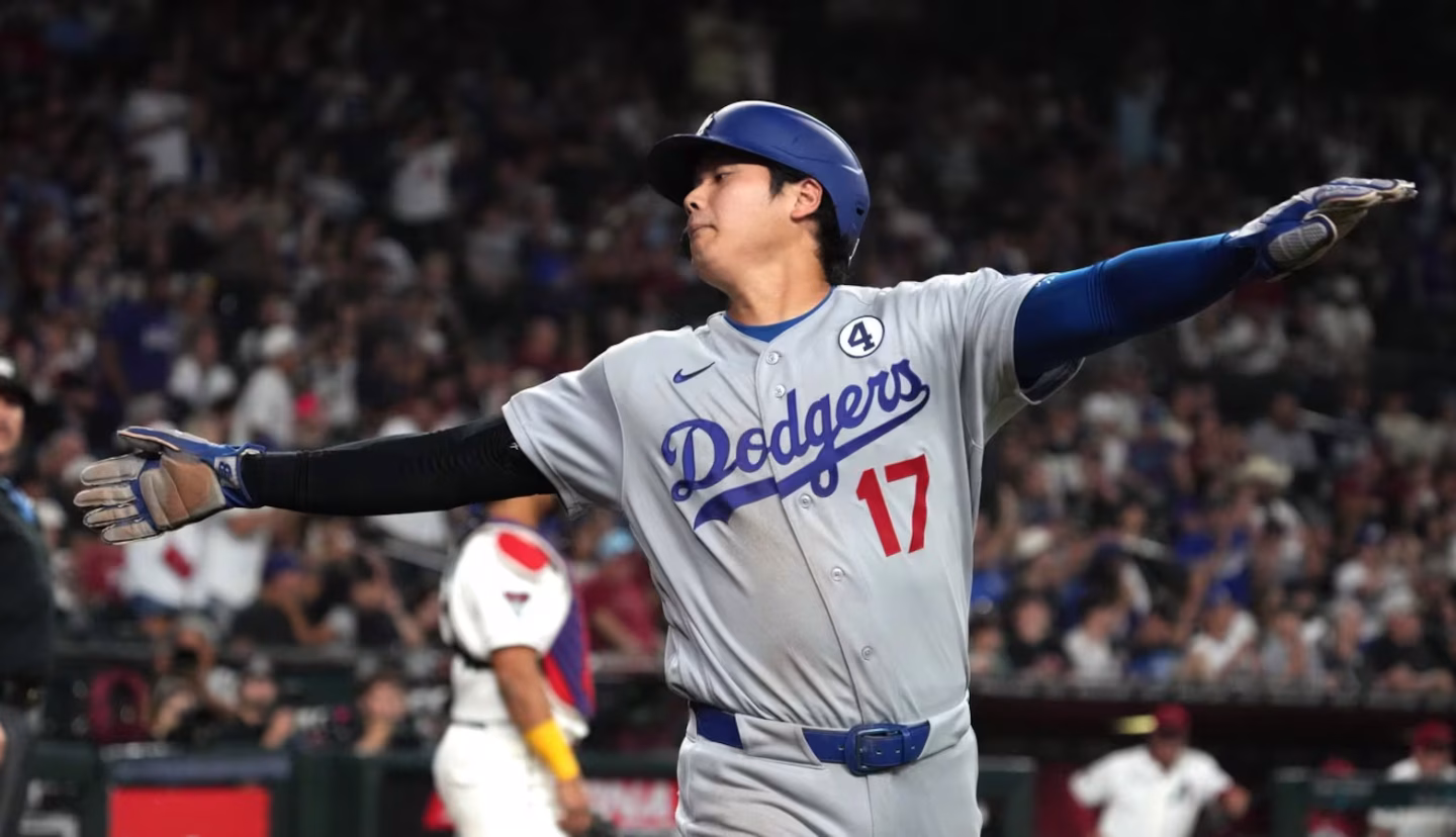 Ohtani dominates on mound, at plate as Dodgers rout Diamondbacks